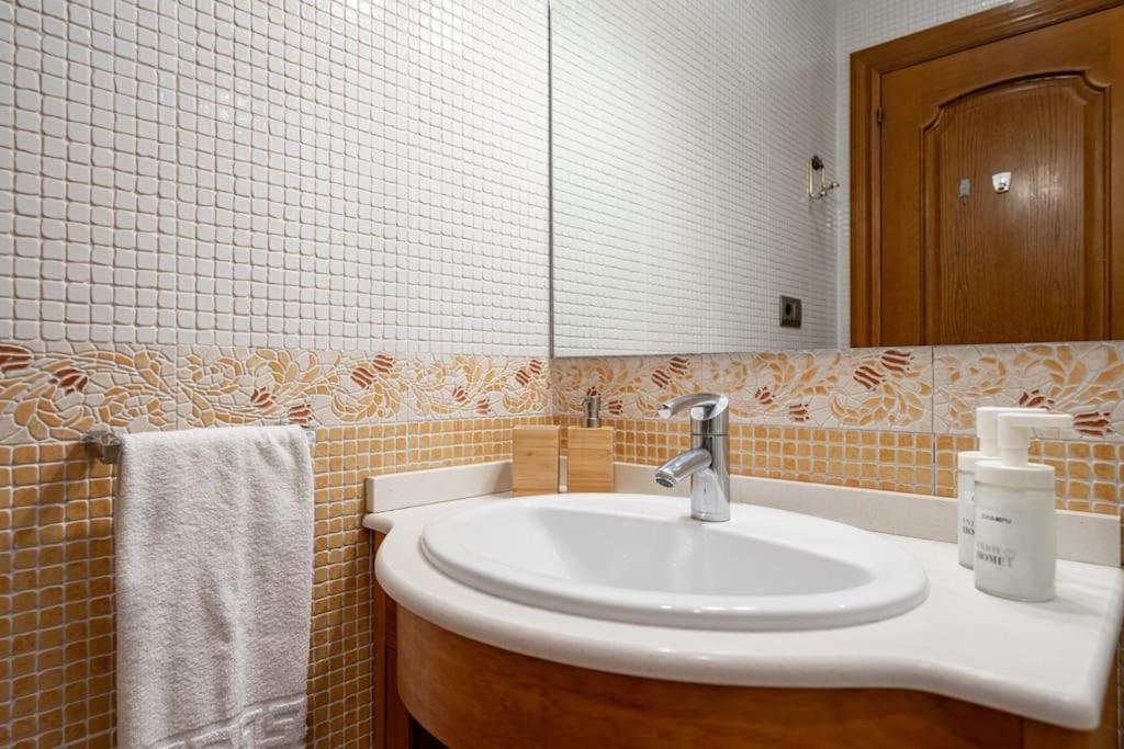 Apartamento La Joya กิฮอน ภายนอก รูปภาพ